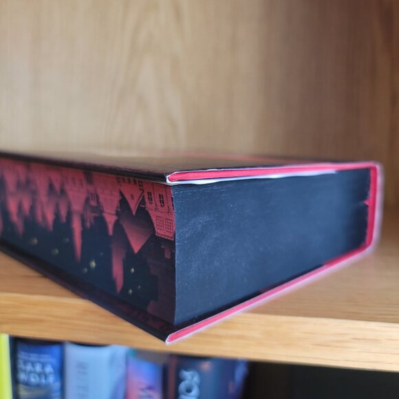 **NEW & SIGNED** Sword Catcher by Cassandra Clare, Fairyloot, Sprayed Edges - Picture 7 of 14